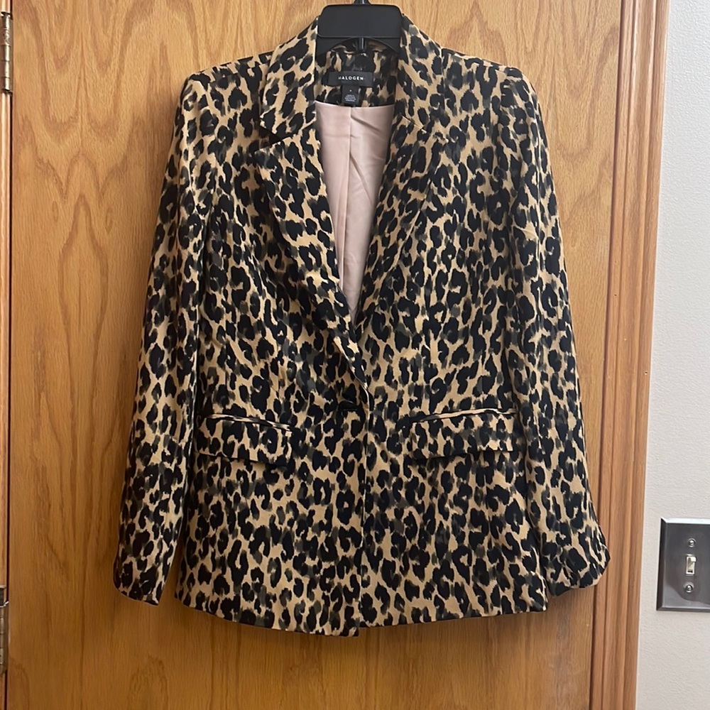 Halogen blazer.